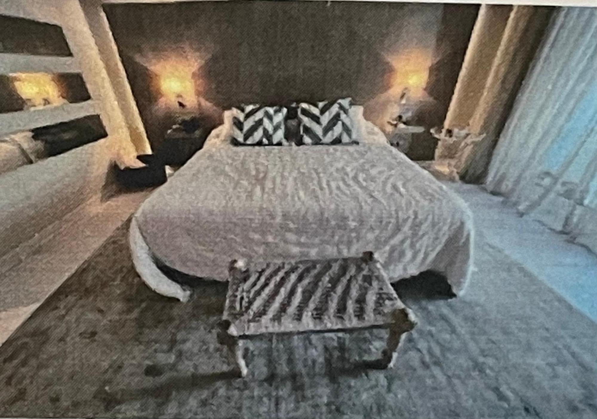Three Bedroom Puerto Banus *